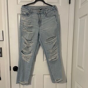 American Eagle Mom Jeans